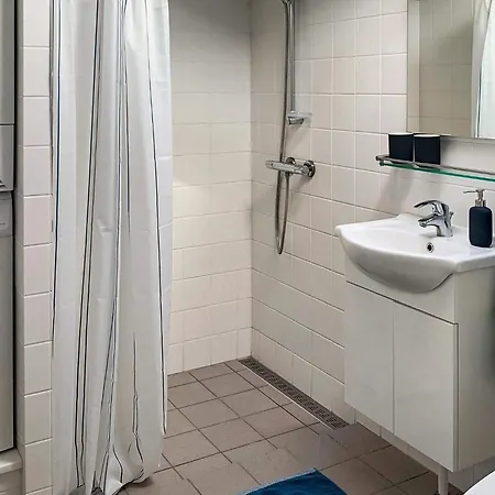 4 Person In *